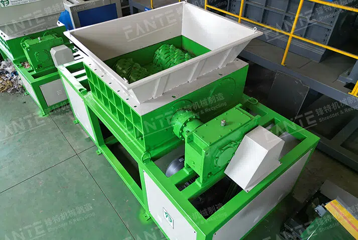 Textile shredder machine